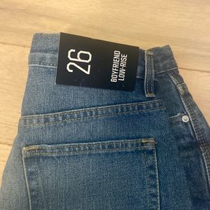 BDG LOWRISE JEAN SHORTS